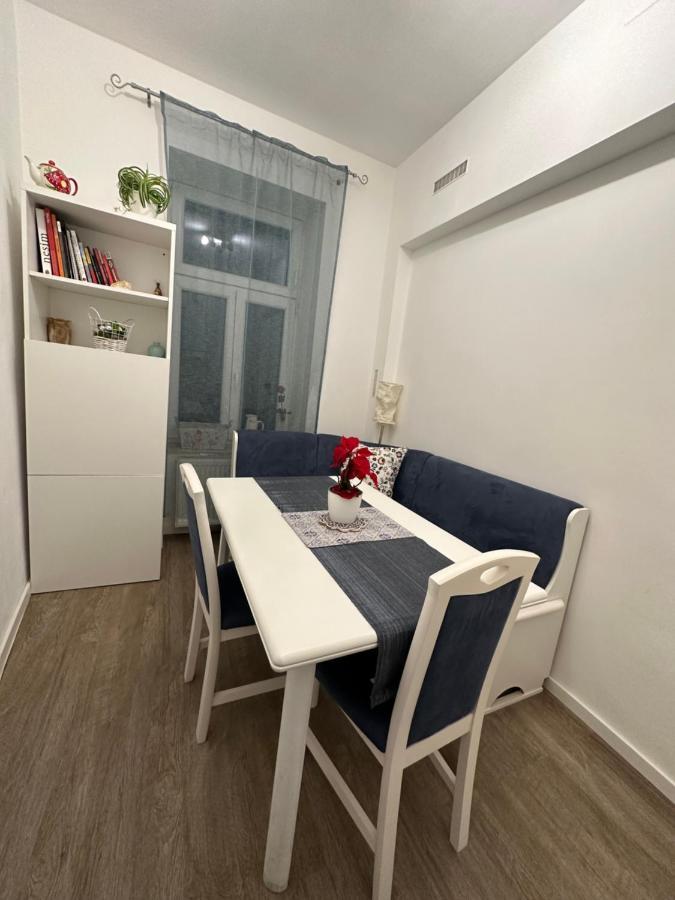 Apartmán Cosy & Quiet In 17Th District Vídeň Exteriér fotografie