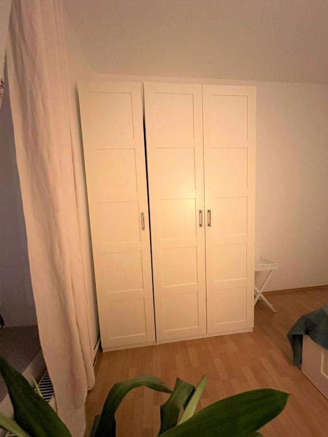 Apartmán Cosy & Quiet In 17Th District Vídeň Exteriér fotografie