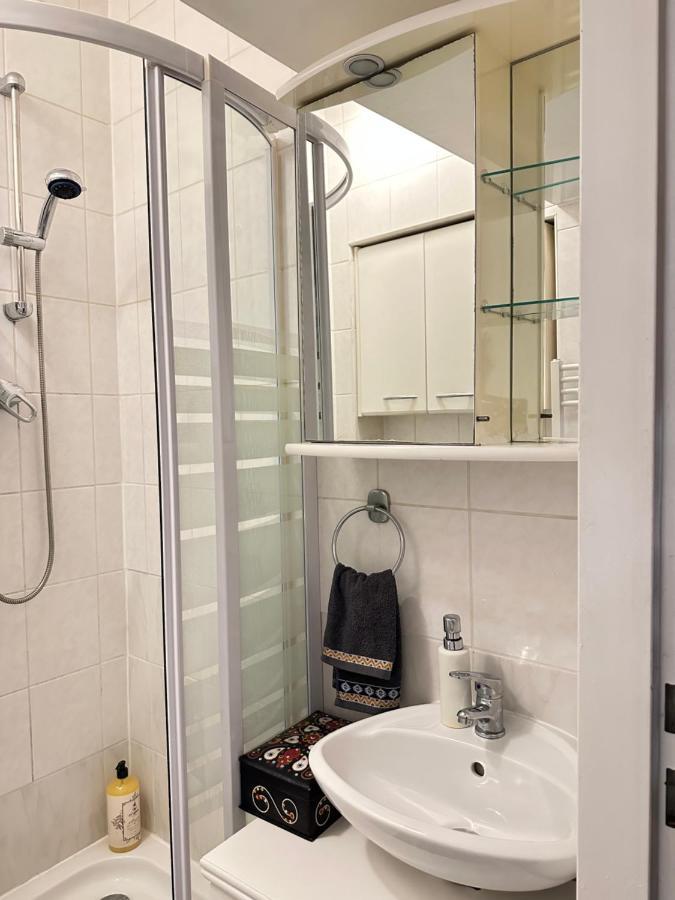 Apartmán Cosy & Quiet In 17Th District Vídeň Exteriér fotografie